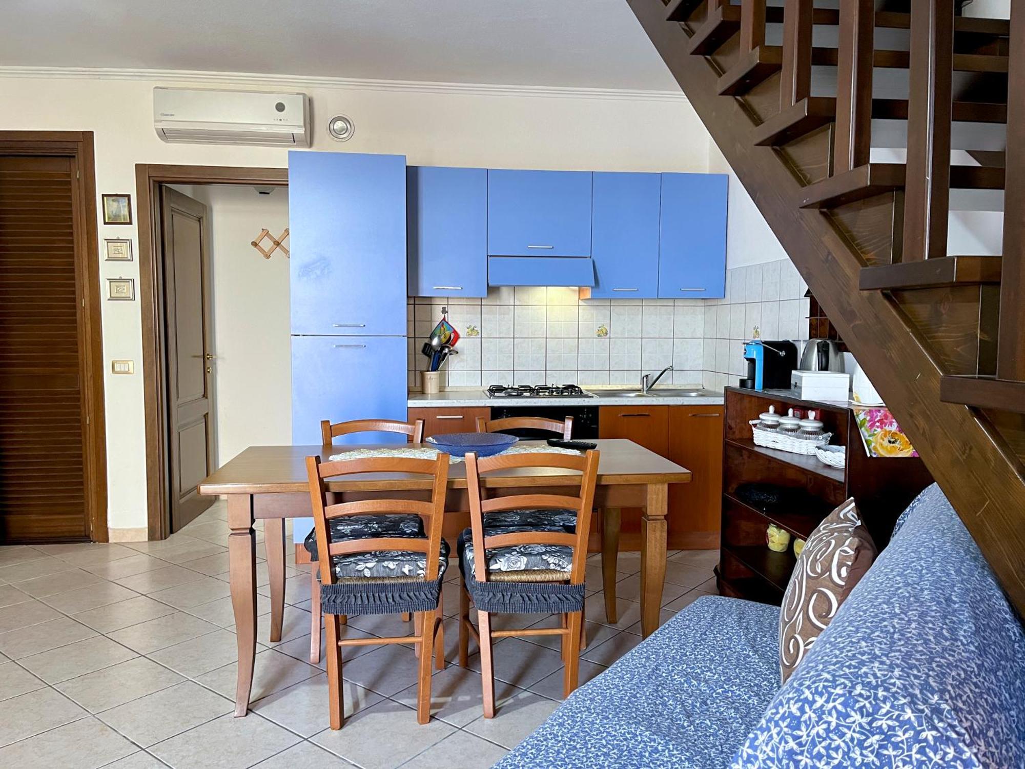 Appartamento Vacanze A 2 Piani Cabras Bagian luar foto